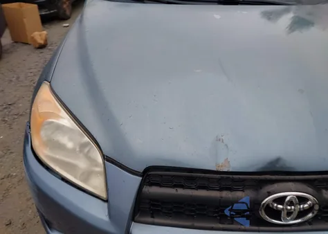 2012 Toyota Rav4 z USA, uszkodzony, nr VIN 2T3ZF4DV4CW133377